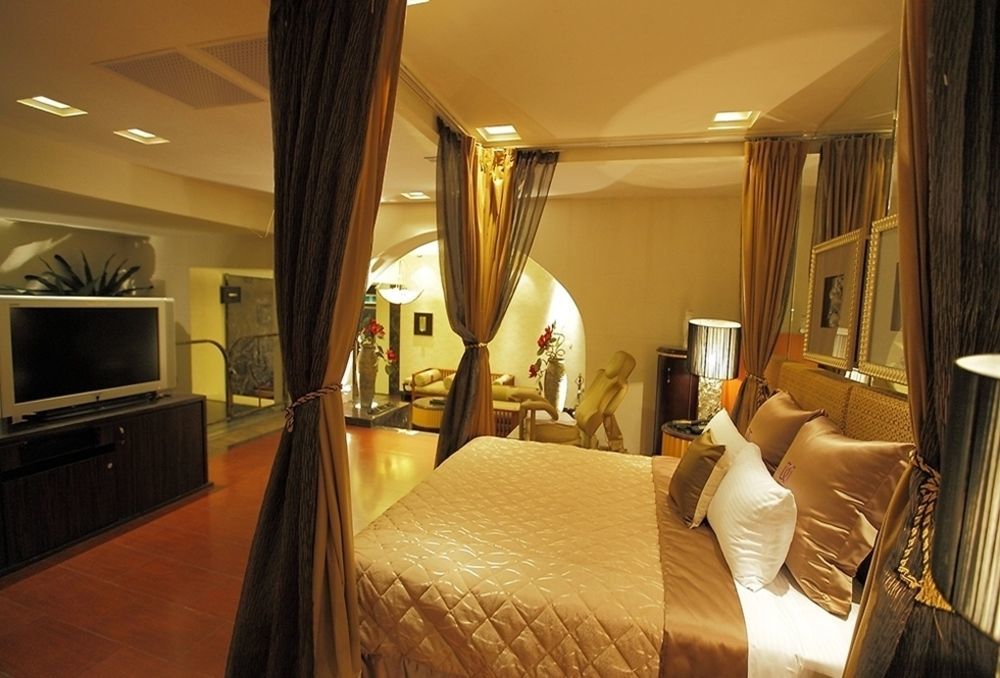 Discovery Motel - Nangang Тайбэй Экстерьер фото