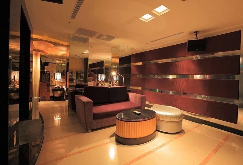 Discovery Motel - Nangang Тайбэй Экстерьер фото
