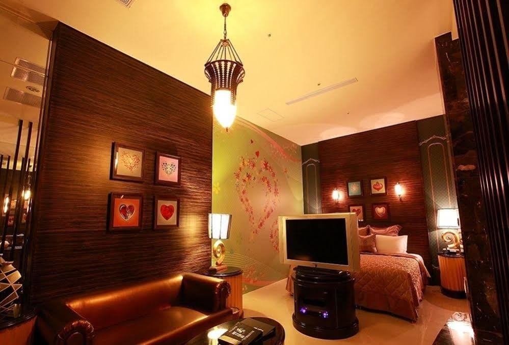 Discovery Motel - Nangang Тайбэй Экстерьер фото